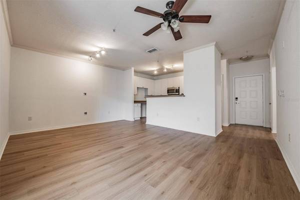 4221 W SPRUCE ST #1302, Tampa, FL 33607