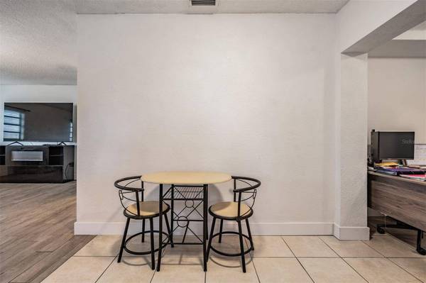 5960 89TH AVE N, Pinellas Park, FL 33782