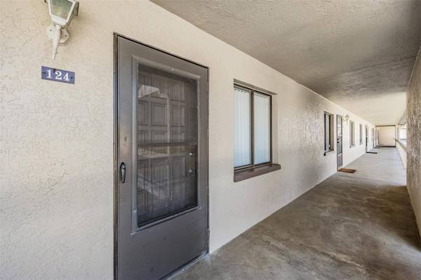 124 NINA WAY #24, Oldsmar, FL 34677