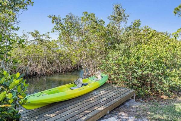 2101 N POINTE ALEXIS DR, Tarpon Springs, FL 34689