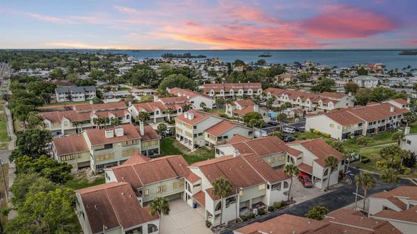 637 DRAKE LN N, Dunedin, FL 34698