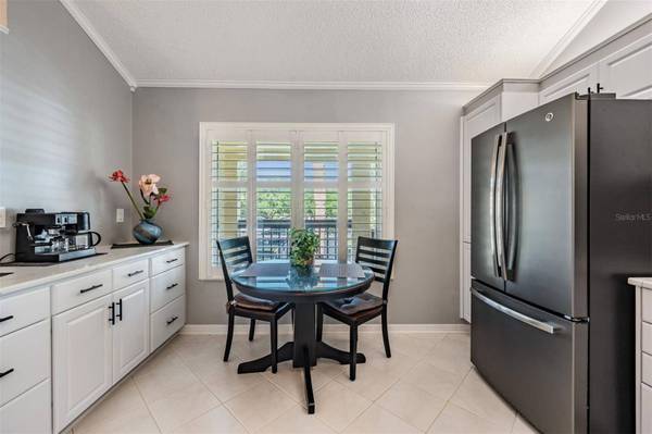 1801 E LAKE RD #6J, Palm Harbor, FL 34685