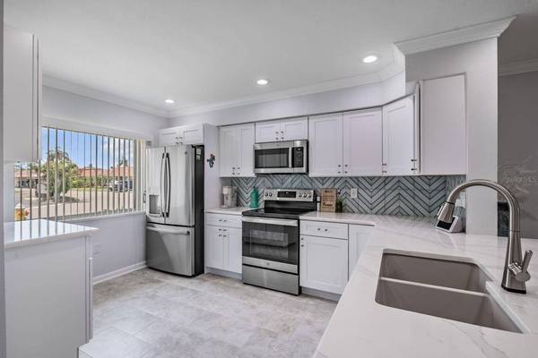 19029 US HIGHWAY 19 N #27A, Clearwater, FL 33764