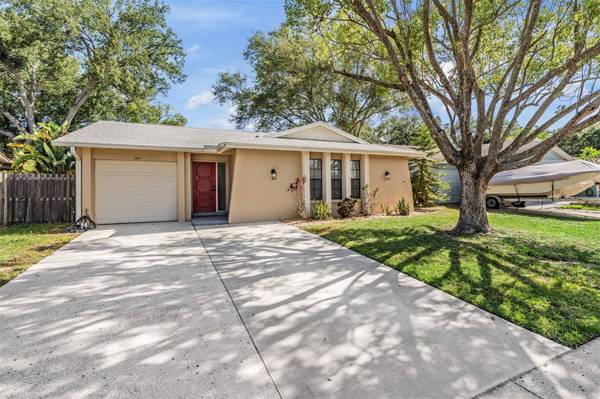 2957 GLEN HAVEN DR, Palm Harbor, FL 34684