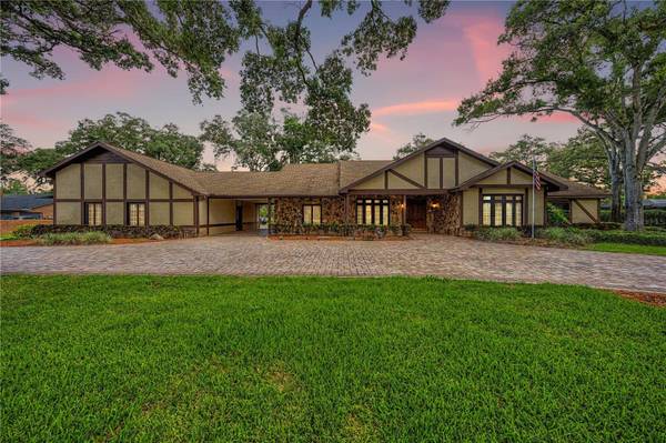 2160 LAURENCE DR, Clearwater, FL 33764