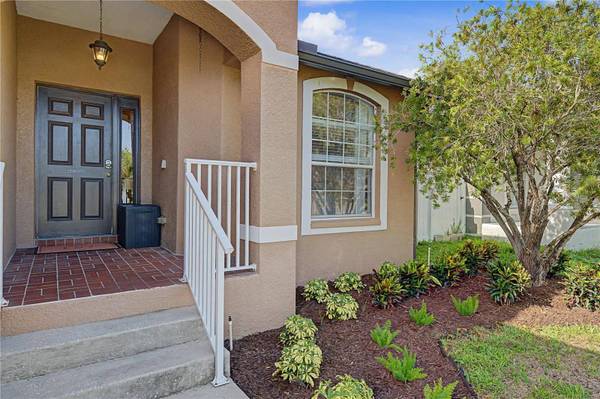 719 92ND AVE N, St Petersburg, FL 33702