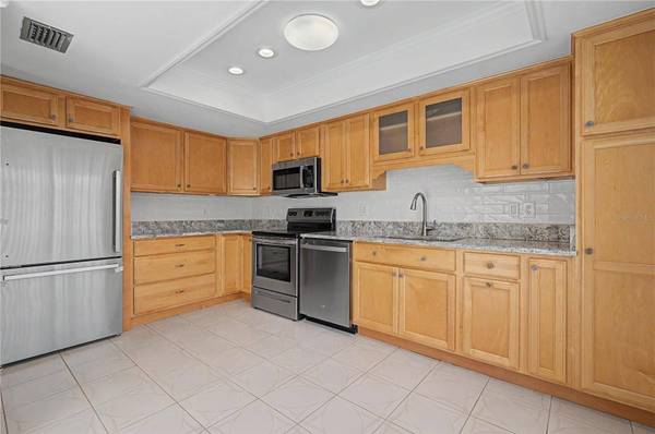 75 POOLE PL, Oldsmar, FL 34677