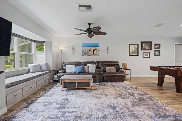 1706 AVOCA DR, Tarpon Springs, FL 34689