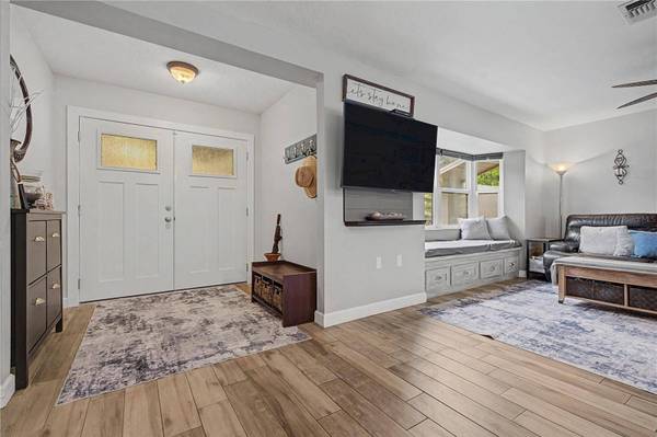 1706 AVOCA DR, Tarpon Springs, FL 34689