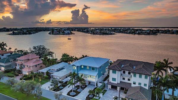 7 PARADISE LN, Treasure Island, FL 33706