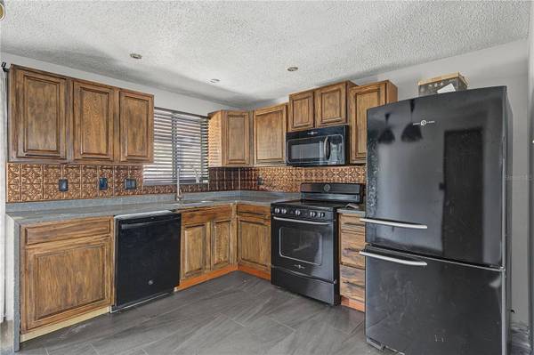 608 TIMBER BAY CIR E, Oldsmar, FL 34677