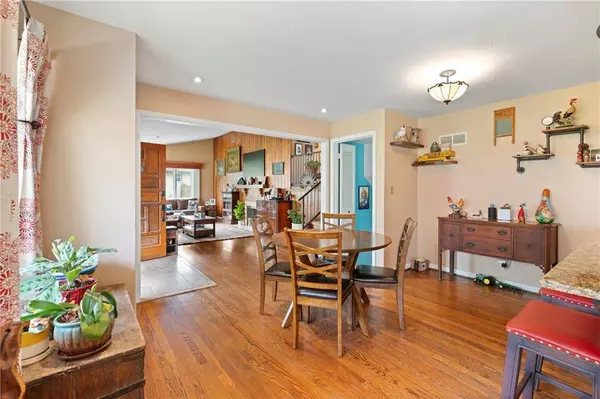 9717 E 26th ST, Independence, MO 64052