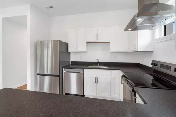 4000 Garfield AVE, Kansas City, MO 64130