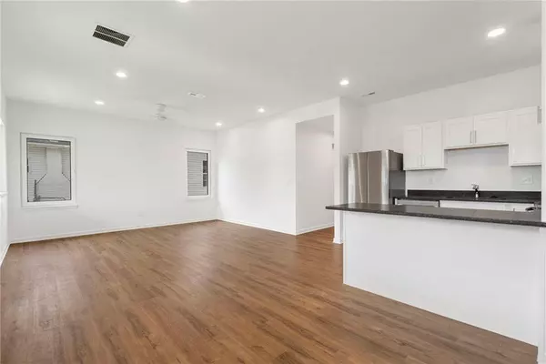 4000 Garfield AVE, Kansas City, MO 64130