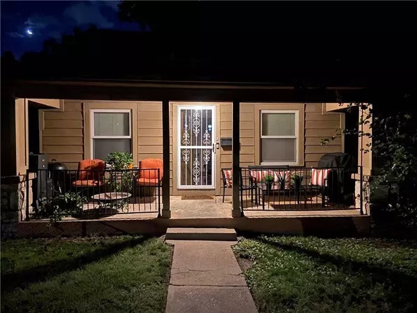 3929 Euclid AVE, Kansas City, MO 64130