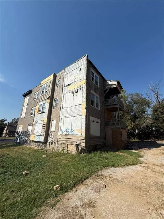 3825 Paseo BLVD, Kansas City, MO 64109