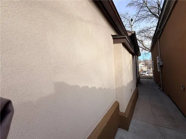 436 Lawndale AVE, Kansas City, MO 64123