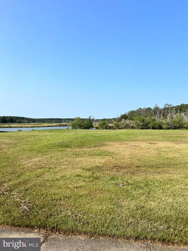 122 HALL HWY, Crisfield, MD 21817