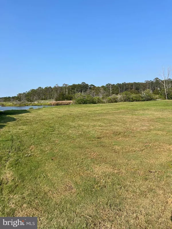 122 HALL HWY, Crisfield, MD 21817