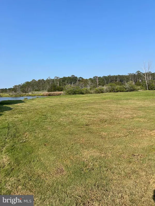 122 HALL HWY, Crisfield, MD 21817