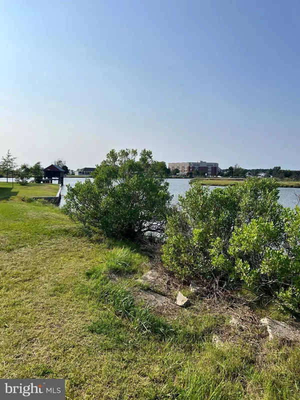 122 HALL HWY, Crisfield, MD 21817