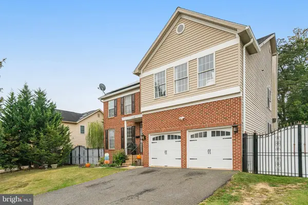 3444 WASHINGTON DR, Falls Church, VA 22041