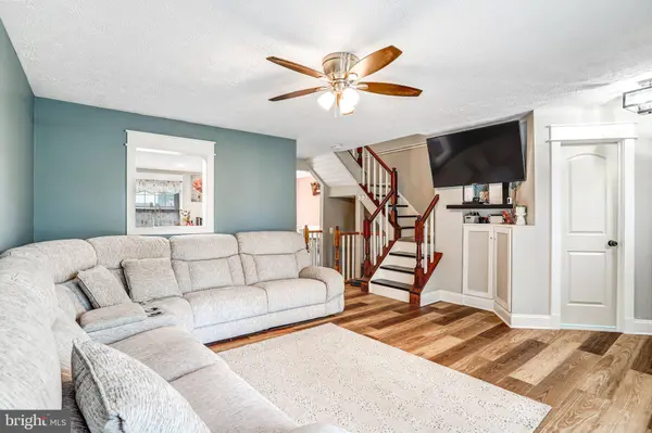 18820 SKY BLUE CIR, Germantown, MD 20874