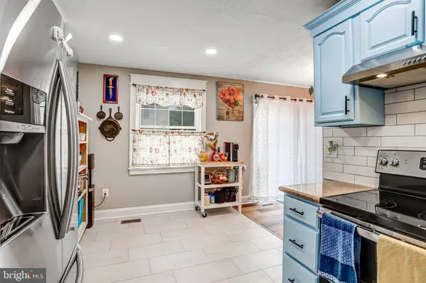 18820 SKY BLUE CIR, Germantown, MD 20874