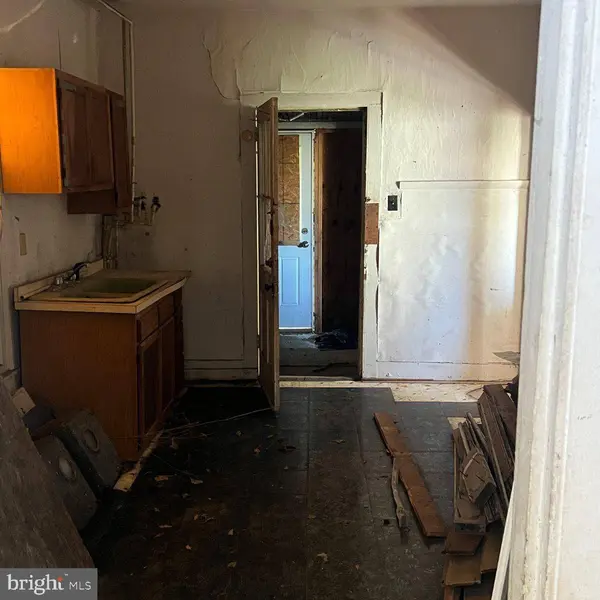 707 CLARKE AVE, Pocomoke City, MD 21851