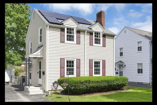Solar Power & Fresh Updates: Why 620 Salisbury Rd is the Perfect Columbus Starter Home