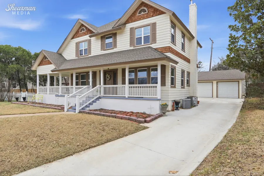 110 Pembroke Ln, Wichita Falls, TX 76301-3932