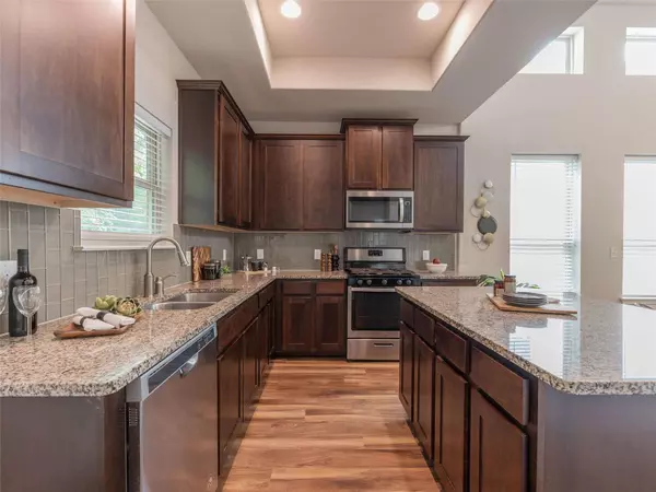 808 Totis RD, Austin, TX 78748