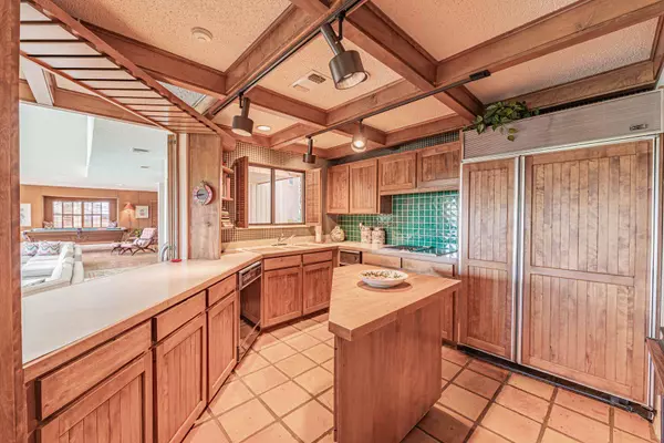 1239 Spyglass DR, Austin, TX 78746