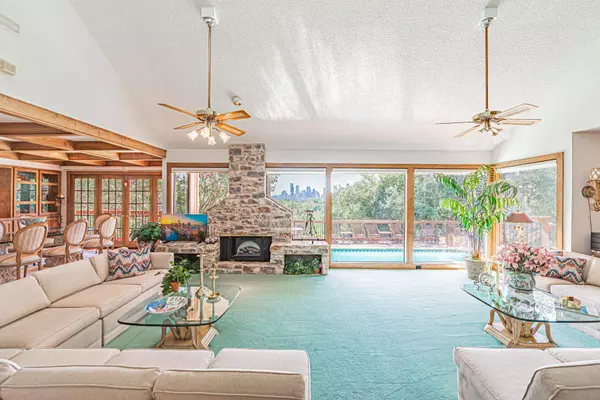 1239 Spyglass DR, Austin, TX 78746