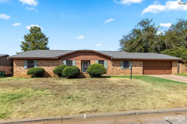 912 KIOWA DRIVE, Burkburnett, TX 76354