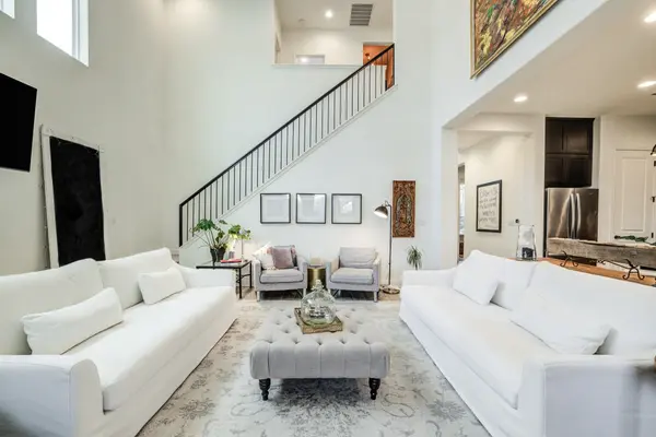 4808 Globe Mallow Dr, Austin, TX 78739-2172