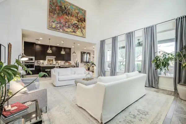 4808 Globe Mallow Dr, Austin, TX 78739-2172