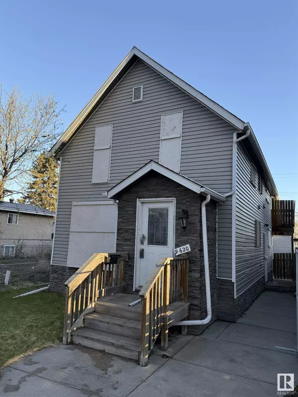 9620 110 AV NW, Edmonton, AB T5H 1H5