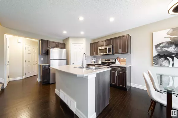 6855 CARDINAL LINK LI SW, Edmonton, AB T6W 1Z1