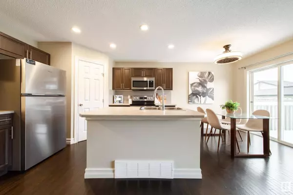 6855 CARDINAL LINK LI SW, Edmonton, AB T6W 1Z1