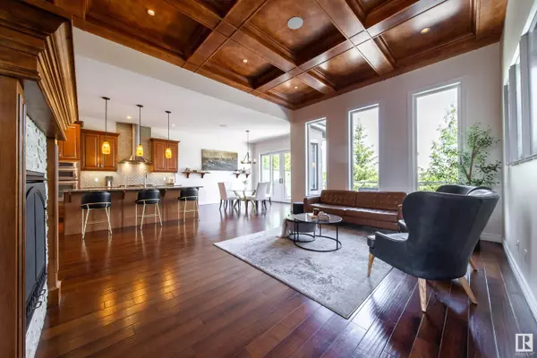 1190 ADAMSON DR SW, Edmonton, AB T6W 0V4