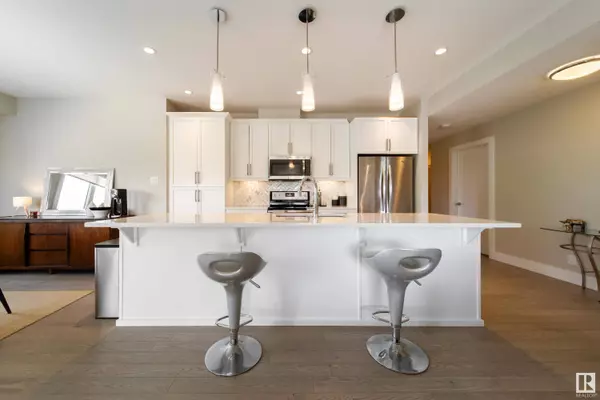 #327 11074 Ellerslie RD SW, Edmonton, AB T6W 2C2