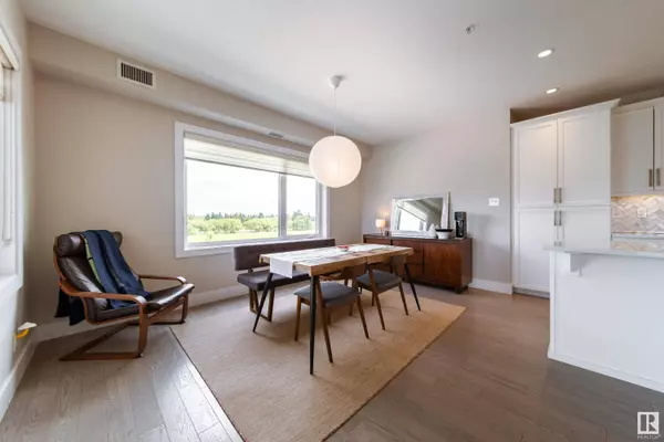 #327 11074 Ellerslie RD SW, Edmonton, AB T6W 2C2