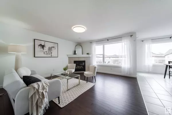 5168 2 AV SW, Edmonton, AB T6X 0R4