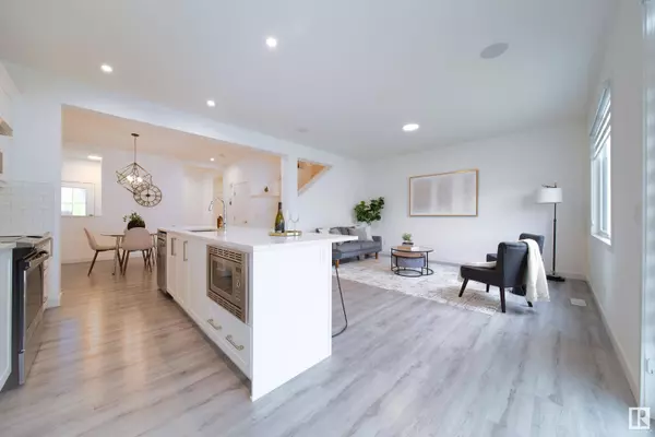 1466 DARBY GREEN GR SW, Edmonton, AB T6W 4N5