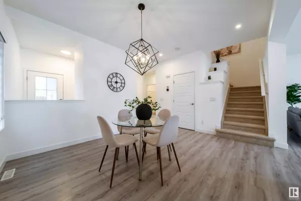 1466 DARBY GREEN GR SW, Edmonton, AB T6W 4N5