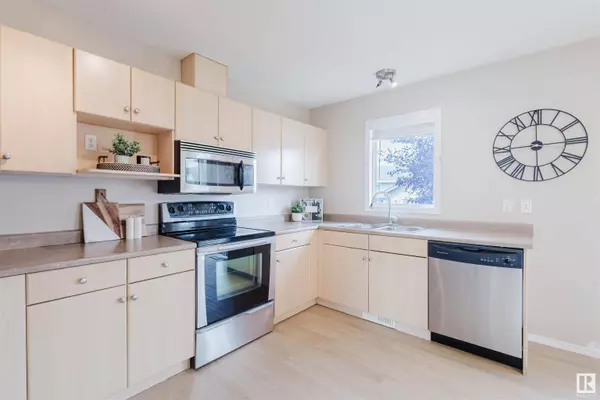 #80 2503 24 ST NW, Edmonton, AB T6T 0B5