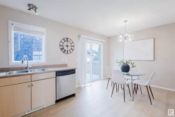 #80 2503 24 ST NW, Edmonton, AB T6T 0B5