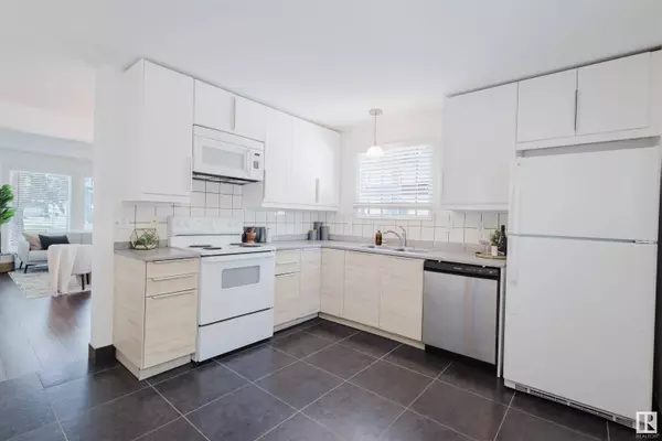 7515 184 ST NW, Edmonton, AB T5T 4A2