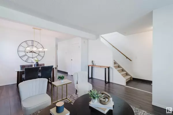 7515 184 ST NW, Edmonton, AB T5T 4A2